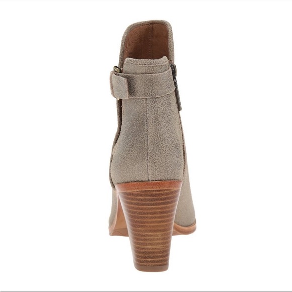 Donald J Pliner size 7.5 Kara Peep Toe Crackle Leather Ankle Bootie Heels Taupe - Picture 4 of 16